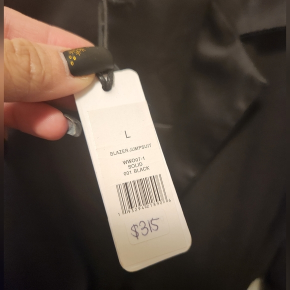 We wore what blazer jumpsuit size Large - Picture 3 of 5